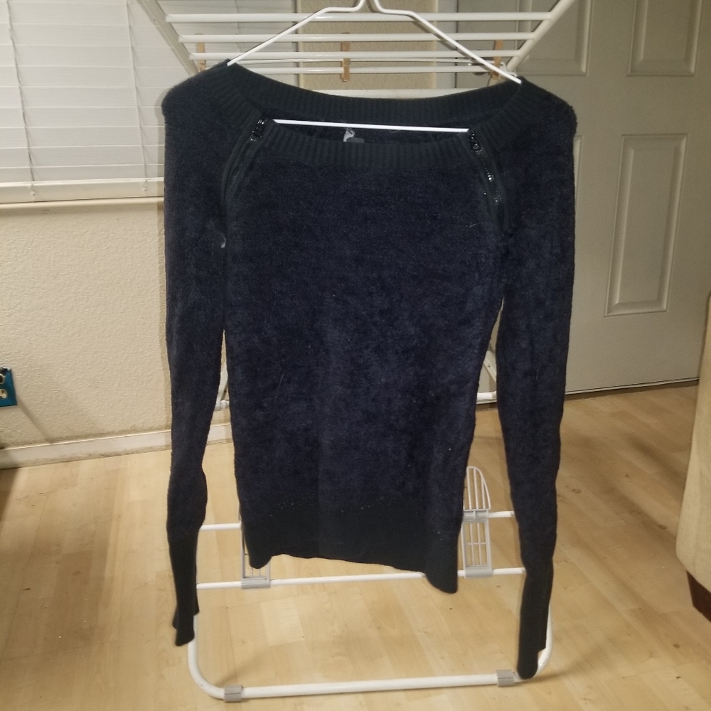 Amani Exhange Women's Sweater